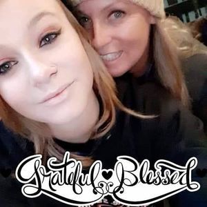 Meet your Posher, Cross